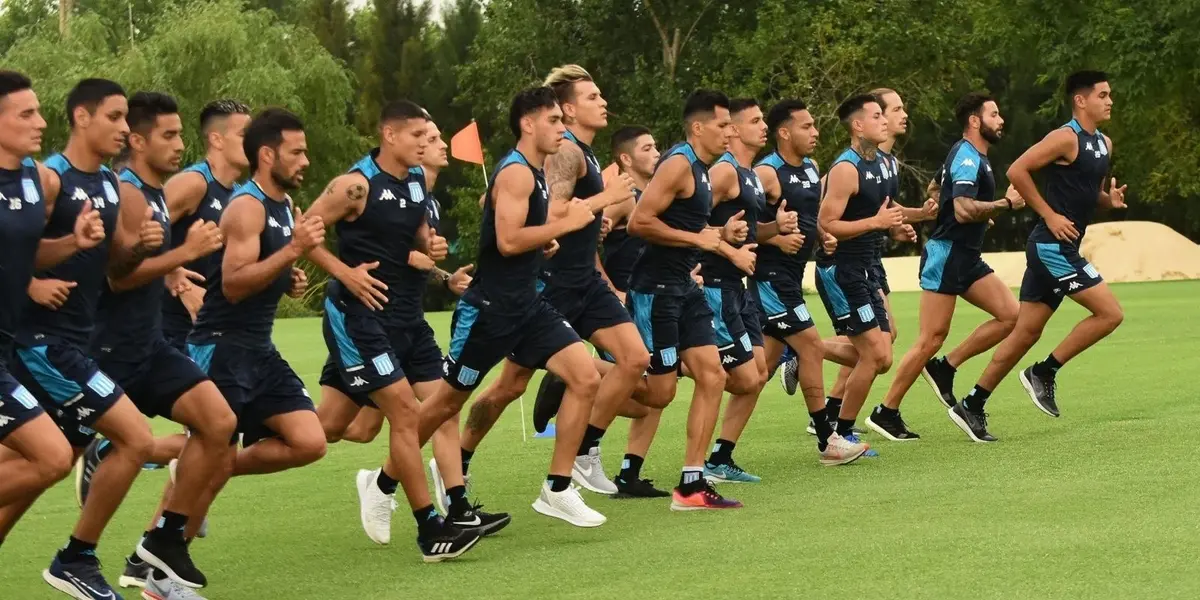 El delantero volvio de un préstamo pero el entrenador de Racing no lo tendrá en cuenta para la siguiente temporada. 