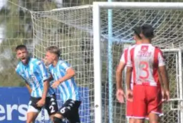 El juvenil que podría sumarse al primer equipo para el partido contra Vélez