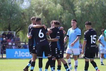 En cada partido se destaca, pero Pintita no lo utiliza en el primer equipo